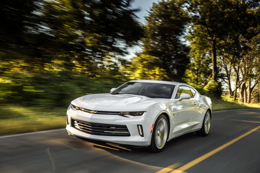  Chevrolet Camaro RS 2016 года  (фото 7 из 26)